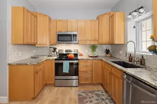 1374 Poplar St, Denver, CO 80220 - Photo 11