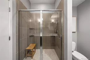 2515 Larimer St, Denver, CO 80205 - Photo 25