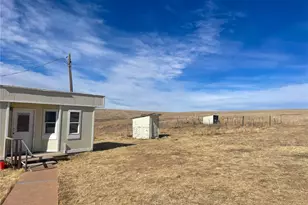 45005 E Maplewood Dr, Bennett, CO 80102 - Photo 11