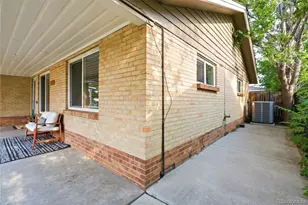 5520 E Thrill Pl, Denver, CO 80207 - Photo 3