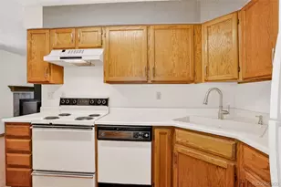 9157 W Cedar Dr, Lakewood, CO 80226 - Photo 15