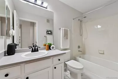 7962 S Buchanan Way, Aurora, CO 80016 - Photo 17