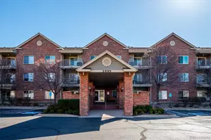 2895 W Riverwalk Cir, Littleton, CO 80123 - Photo 29