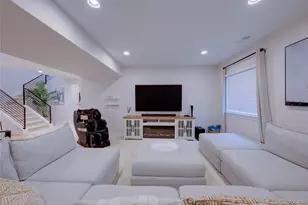 24570 E 36th Ave, Aurora, CO 80019 - Photo 35