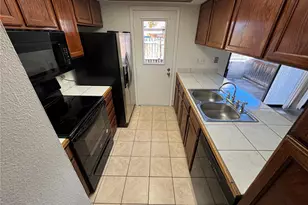 3839 S Evanston St, Aurora, CO 80014 - Photo 7