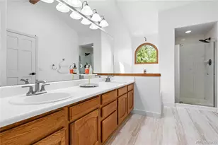 12039 W 52nd Pl, Arvada, CO 80002 - Photo 11