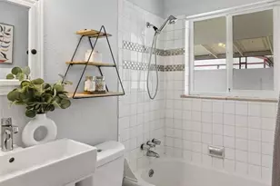 556 S Canosa Ct, Denver, CO 80219 - Photo 25