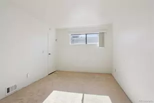 1050 S Monaco Parkway, Denver, CO 80224 - Photo 17