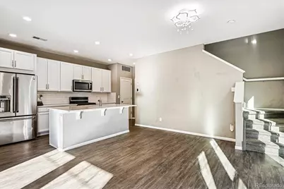 21832 E Quincy Circle, Aurora, CO 80015 - Photo 7