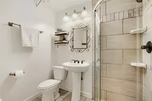 810 Oswego St, Aurora, CO 80010 - Photo 19
