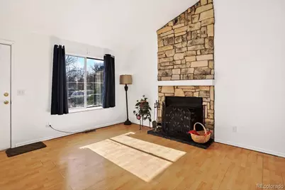 19335 E Batavia Place, Aurora, CO 80011 - Photo 9