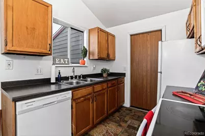 19335 E Batavia Place, Aurora, CO 80011 - Photo 13