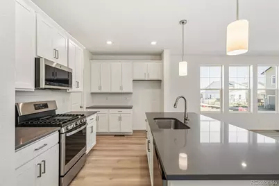 5242 Denali Boulevard, Aurora, CO 80019 - Photo 11