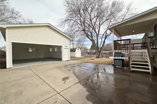 1770 Bahama St, Aurora, CO 80011 - Photo 31