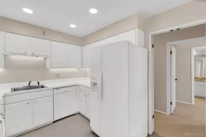 3511 S Hillcrest Drive #4, Denver, CO 80237 - Photo 9