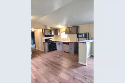 4210 E 100th Avenue, Thornton, CO 80229 - Photo 7