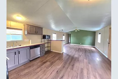 4210 E 100th Avenue, Thornton, CO 80229 - Photo 5