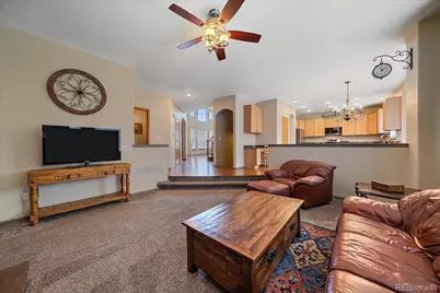 7204 S Ukraine Street, Aurora, CO 80016 - Photo 9