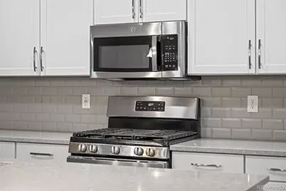 639 N Waterloo Court, Aurora, CO 80018 - Photo 13