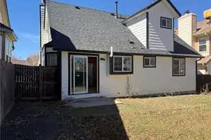 4148 S Lewiston Cir, Aurora, CO 80013 - Photo 3