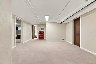 2318 Albion St, Denver, CO 80207 - Photo 27