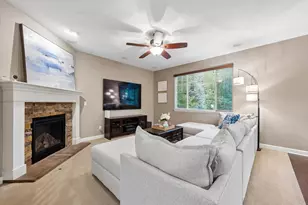 6320 S Langdale Way, Aurora, CO 80016 - Photo 9