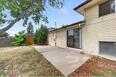 446 S Lima Circle, Aurora, CO 80012 - Photo 33