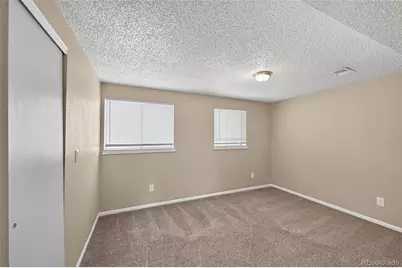 446 S Lima Circle, Aurora, CO 80012 - Photo 17