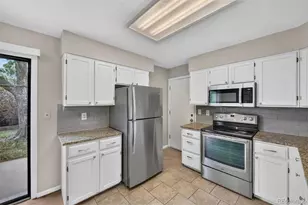 446 S Lima Cir, Aurora, CO 80012 - Photo 11