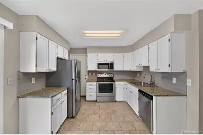 446 S Lima Circle, Aurora, CO 80012 - Photo 9