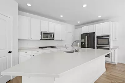2080 Sicily Circle, Longmont, CO 80503 - Photo 13