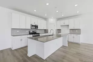 8868 Pennycress Dr, Littleton, CO 80125 - Photo 3