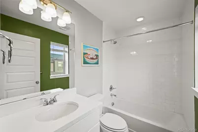 11185 E 25th Avenue, Aurora, CO 80010 - Photo 17