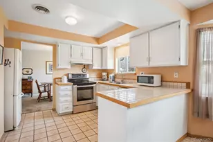 3158 S Dayton Ct, Denver, CO 80231 - Photo 9