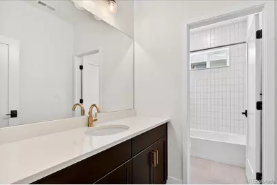 17621 Parkside Drive N, Commerce City, CO 80022 - Photo 43