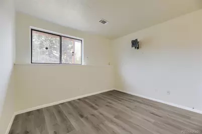3927 S Pitkin Way, Aurora, CO 80013 - Photo 11