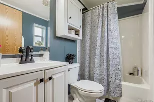 1707 Cimarron St, Aurora, CO 80011 - Photo 9