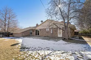 3390 S Holly Pl, Denver, CO 80222 - Photo 33