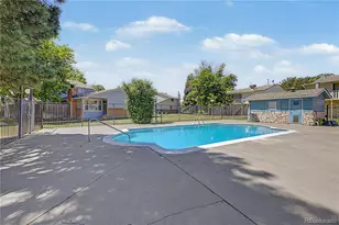 21 Newark St, Aurora, CO 80012 - Photo 35