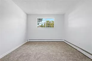 21 Newark St, Aurora, CO 80012 - Photo 23