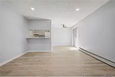 21 Newark Street #D, Aurora, CO 80012 - Photo 5