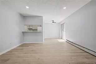 21 Newark St, Aurora, CO 80012 - Photo 5