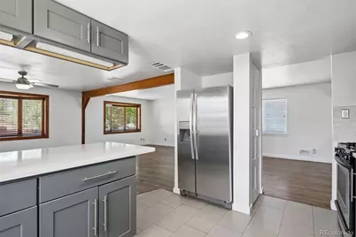 13473 Fitzsimons Way, Aurora, CO 80011 - Photo 15
