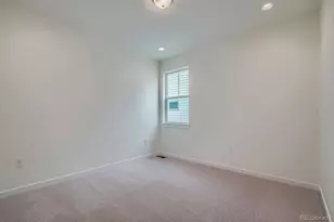 8925 S Riviera Way, Aurora, CO 80016 - Photo 21