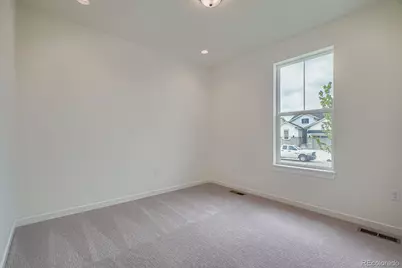 8925 S Riviera Way, Aurora, CO 80016 - Photo 19