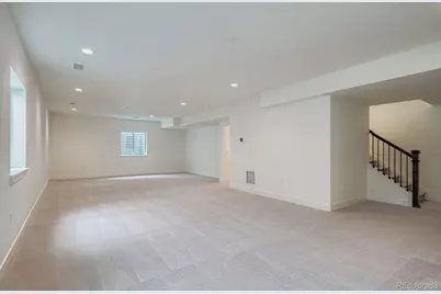 8925 S Riviera Way, Aurora, CO 80016 - Photo 23