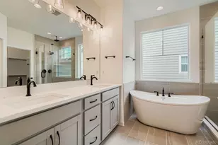 8925 S Riviera Way, Aurora, CO 80016 - Photo 15