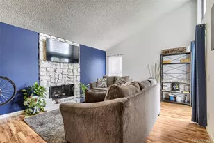 3874 S Fraser St, Aurora, CO 80014 - Photo 9
