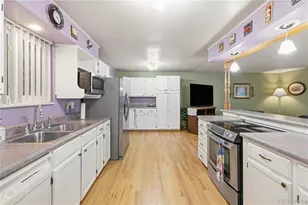 4392 E 115th Ave, Thornton, CO 80233 - Photo 9