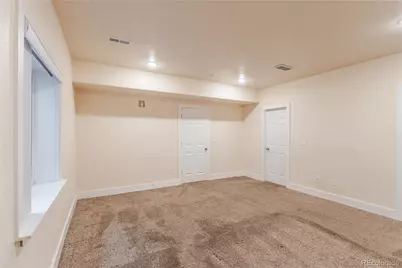 995 S Locust Street, Denver, CO 80224 - Photo 37